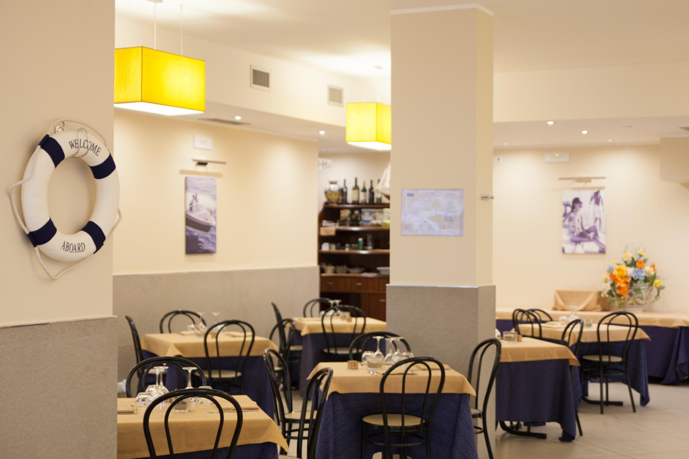 Hotel Costazzurra Museum & Spa Сан Леоне Екстериор снимка